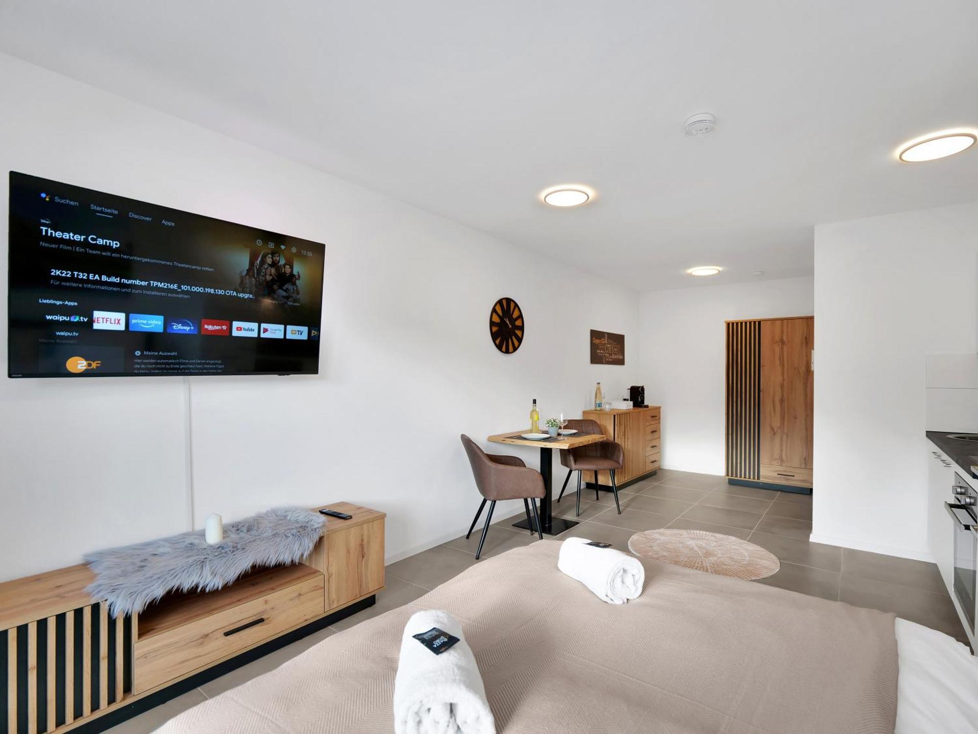 Inhome Studio Apartment - Kueche - Parken - Tv Σβέμπις Χαλ Εξωτερικό φωτογραφία